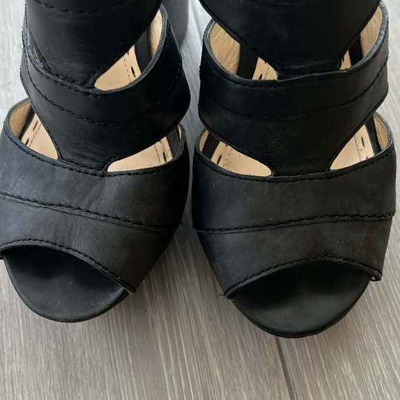 Coach Jazlyn Vegan Leather Wedge Heels size 7 - Picture 4 of 11